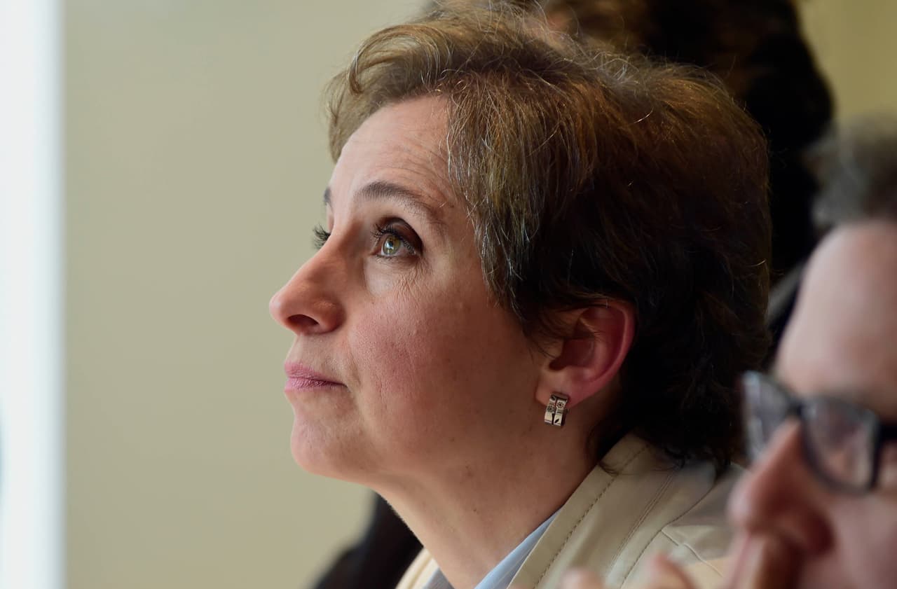 Juez condena a la periodista mexicana Carmen Aristegui por "exceder su libertad de expresión"