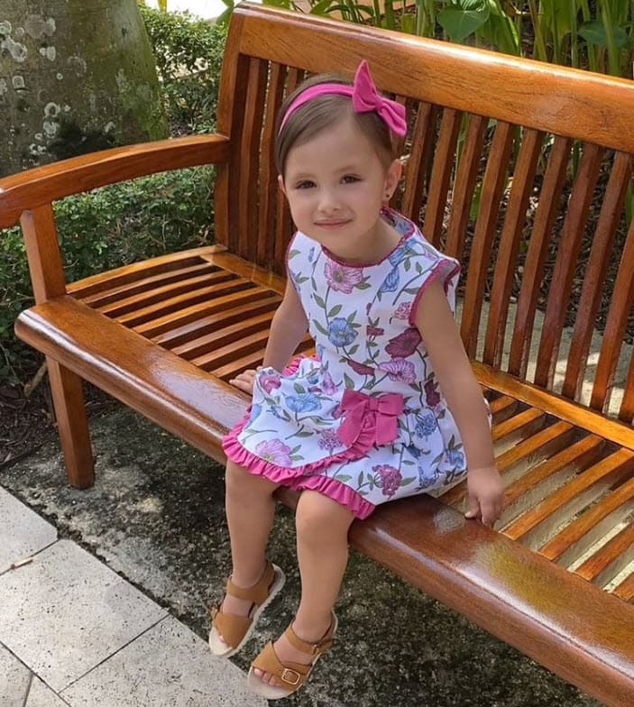 Durante el tiempo que permaneció separada de su hija Bella, George Seely comentaba las fotos de Marlene Favela y su hija dedicándoles mensajes.