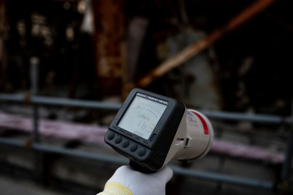 La decisión de verter al océano es muy polémica y se ha tomado después de analizar otras dos posibilidades: la de dejarla evaporarse en el aire o de mantener un almacenamiento sostenible.