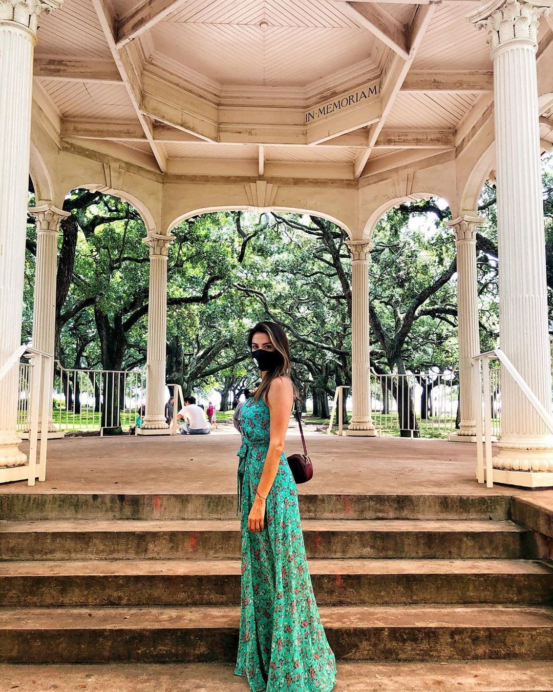 Viajar es una de las más grandes pasiones de Maity Interiano, y después de meses de cuidarse en casa, al fin pudo recorrer nuevos sitios. Su destino fue Charleston, Carolina del Sur.