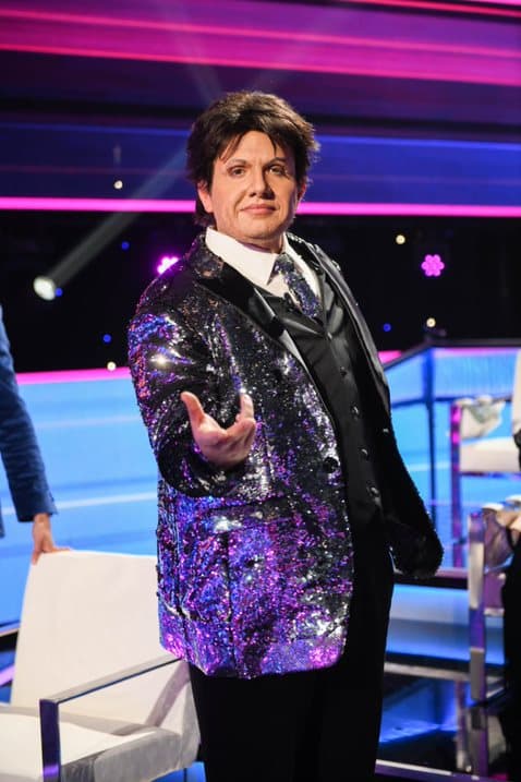 Sin duda, una de las actuaciones que le valieron para ganarse la admiración del jurado fue la que hizo como Juan Gabriel.