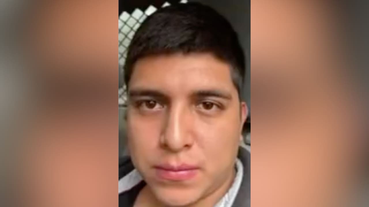 Texas DPS logró detener al sospechoso, quien finalmente dejó a los inmigrantes en un monte tras un intento fallido de transportarlos. Él enfrenta cargos federales por tráfico de personas. Su nombre es Javier Alexander Osorio Ruiz.