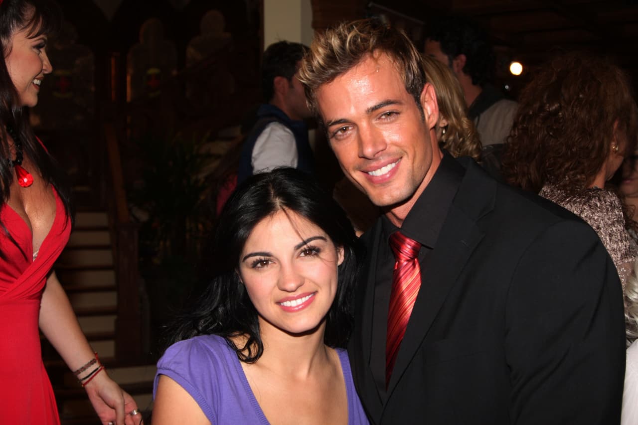En el 2008 William protagonizó "Cuidado con el ángel" al lado de Maite Perroni, con quien tuvo muy buena química y de ahí se originó todo.