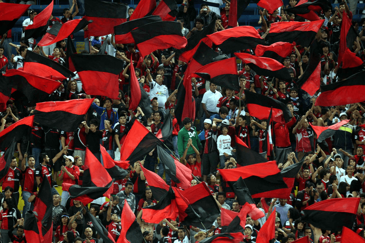 La fidelidad de la afición del Atlas es notoria, su equipo tiene casi 60 años sin un titulo de Liga y permanecen siempre con el conjunto tapatío.