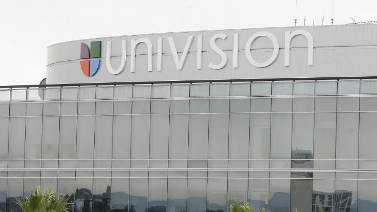 Searchlight y ForgeLight adquieren la mayoría accionaria de Univision