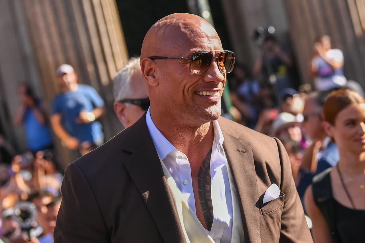 La tercera frase también fue acertada por el protagonista de 'Hobbs & Shaw' al referirse a "Anda a cagar" como un insulto, aunque no sabía su significado pues al final preguntó "qué era eso".