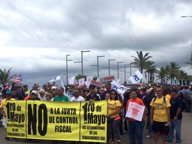 Miles de ciudadanos se reunieron en las calles del Viejo San Juan en rechazo al organismo propuesto por el liderato republicano para enfrentar la crisis económica de la isla.