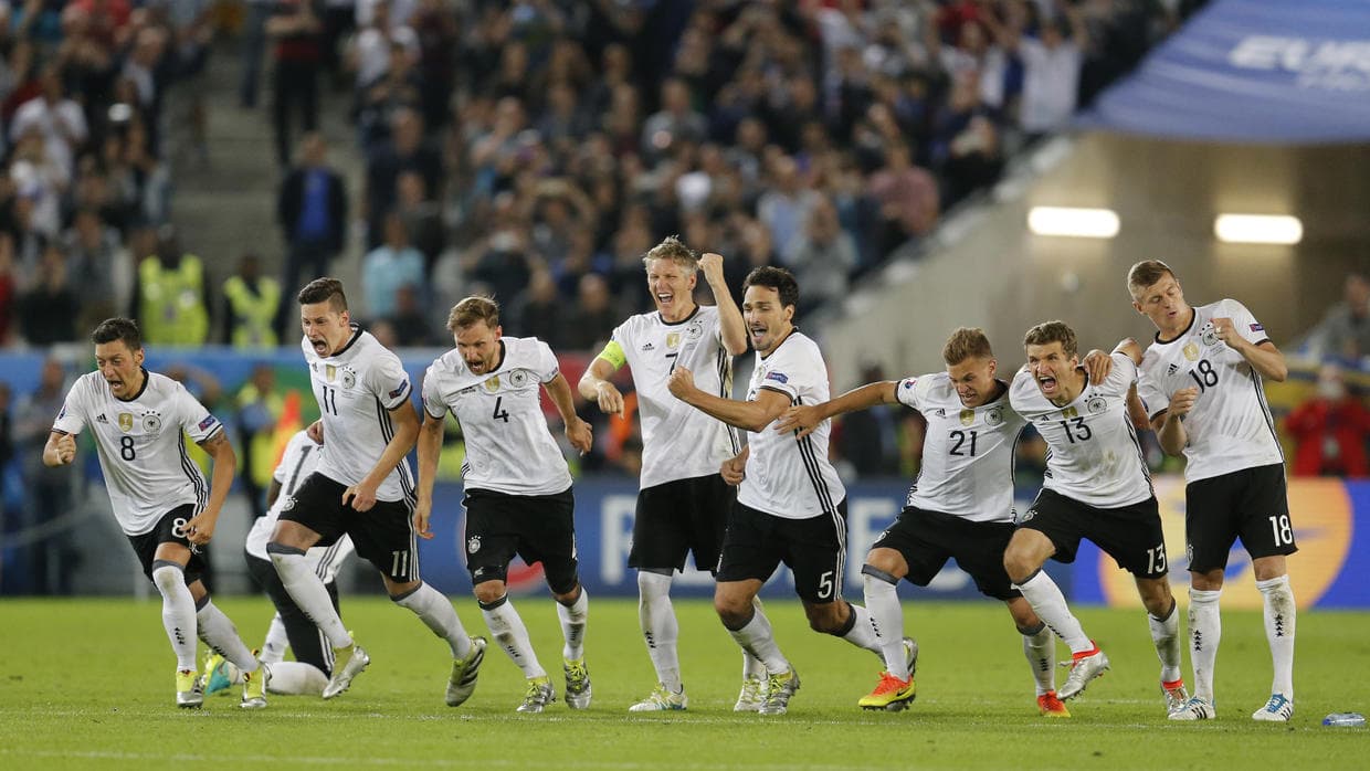 Germany survive tumultuous penalty shoot out to reach Euro semis