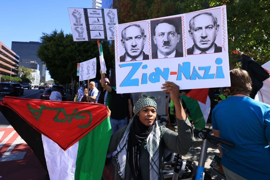 Fue Gallant quien este viernes dijo a los residentes del norte de la Franja de Gaza que Israel quiere separar a la población civil de los miembros de Hamas. Seguido, les advirtió: "Quienes quieran salvar su vida, por favor váyanse al sur".