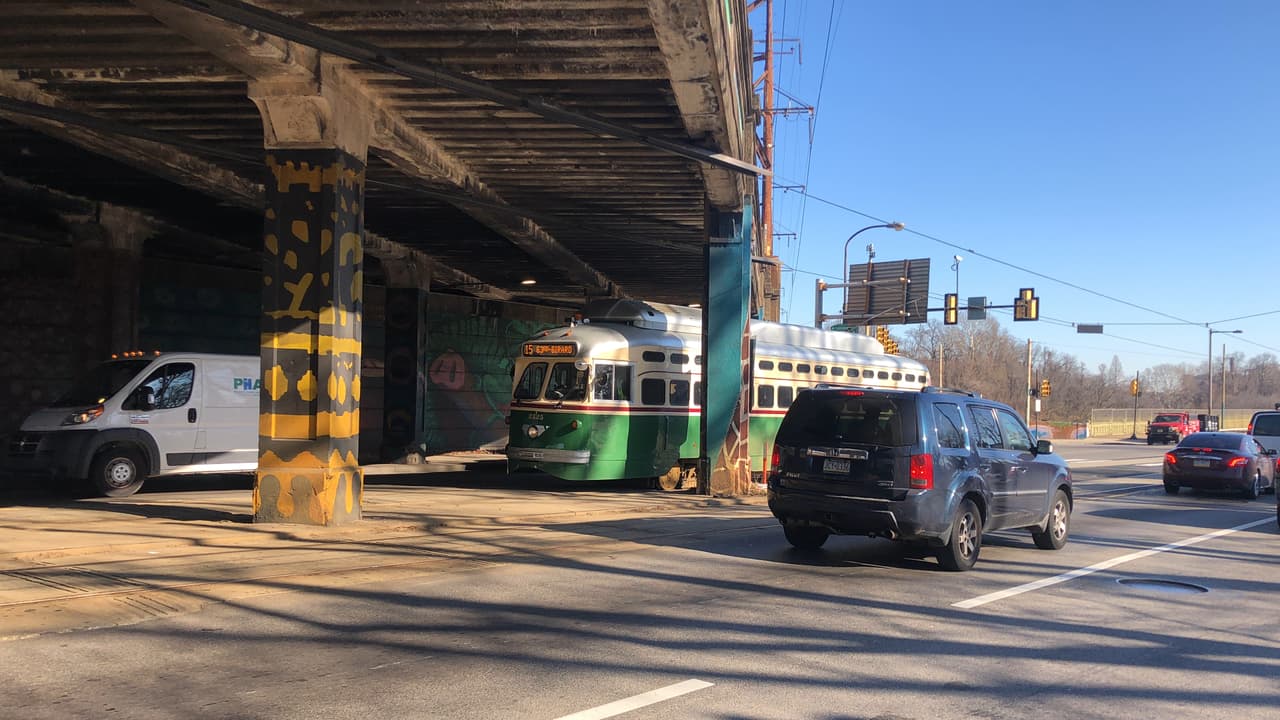 SEPTA retira tranvía de la Avenida Girard; 78 por ciento de la flota no pasó inspección