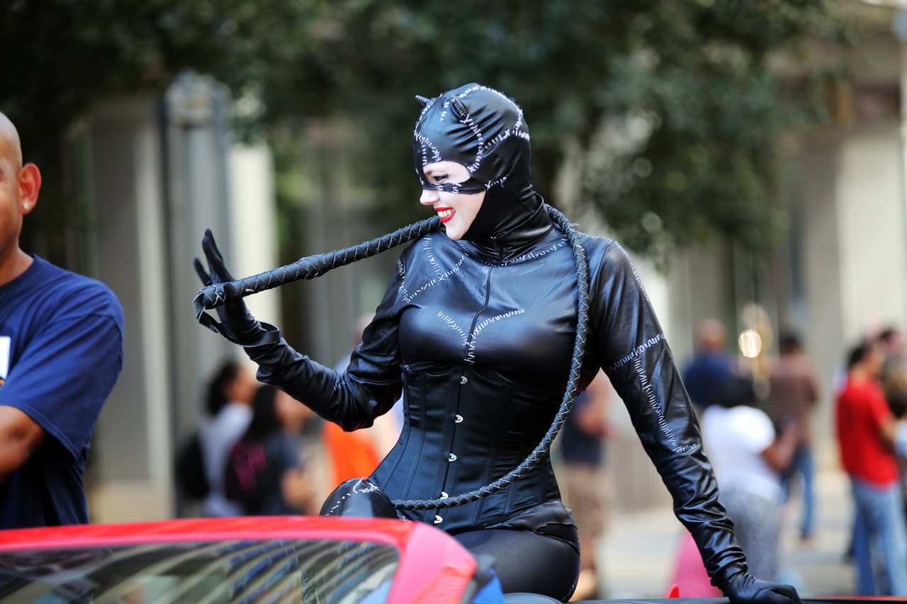 Dallas se pintó de música y fiesta en el inicio a esta gran feria