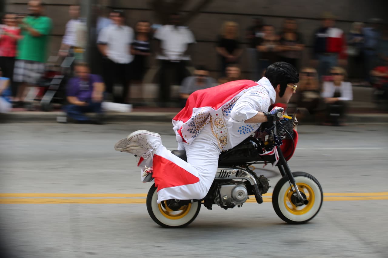 Dallas se pintó de música y fiesta en el inicio a esta gran feria