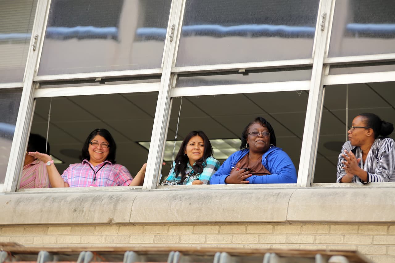 Dallas se pintó de música y fiesta en el inicio a esta gran feria