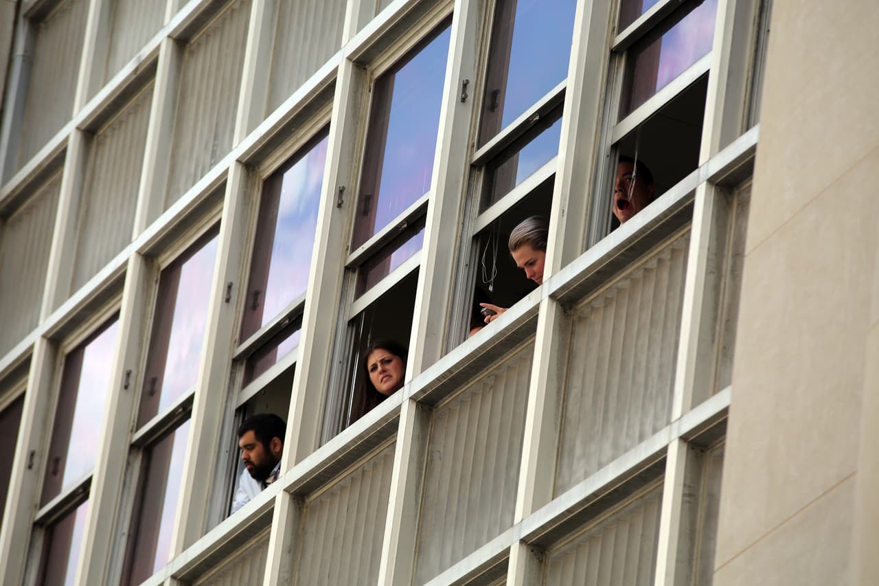 Dallas se pintó de música y fiesta en el inicio a esta gran feria
