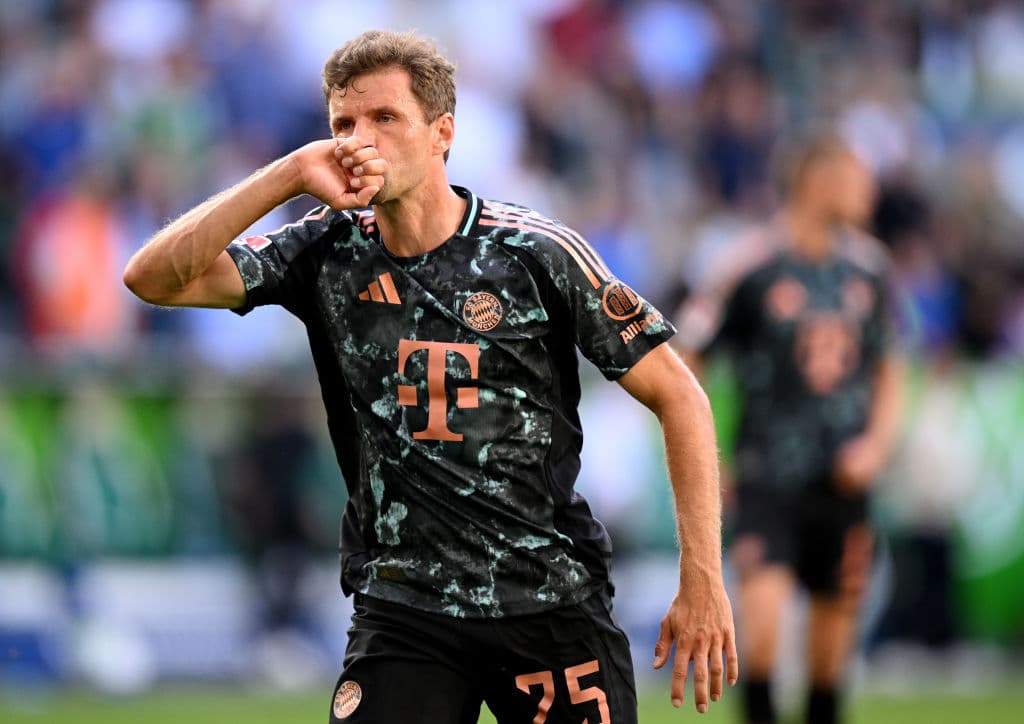 Thomas Müller alcanza los 709 juegos de Josef Maier en Bayern
