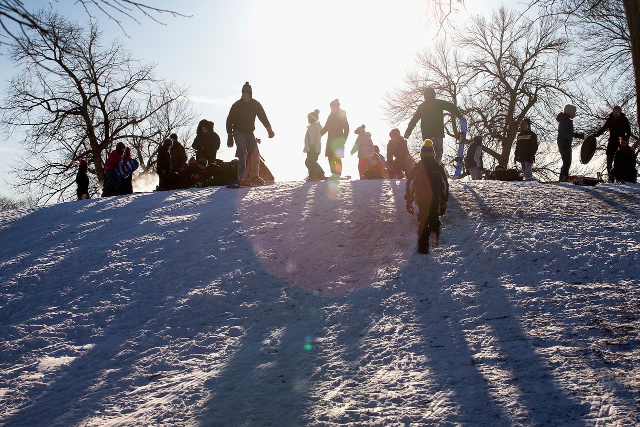 La nevada del 2015 cubrió con 19.3 pulgadas (49 centímetros) de nieve la ciudad de Chicago.