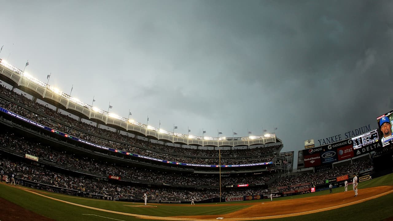 Aplazan cuarto juego de los Astros y Yankees por mal tiempo en Nueva York