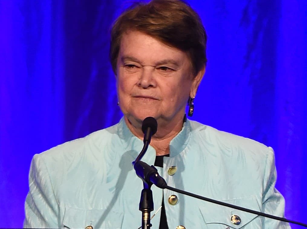 La supervisora
<b> Sheila Kuehl</b>, del distrito 3, dijo que "hoy es un día que nos da una nueva esperanza. Espero que podamos afrontar este momento desafiante con carácter, coraje y determinación, avanzando como una nación resiliente y mejor."