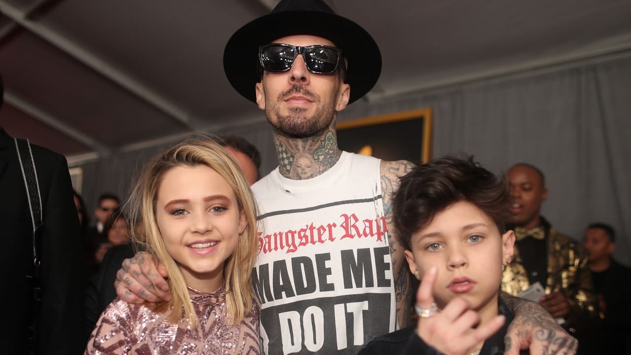 Travis Barker y sus hijos