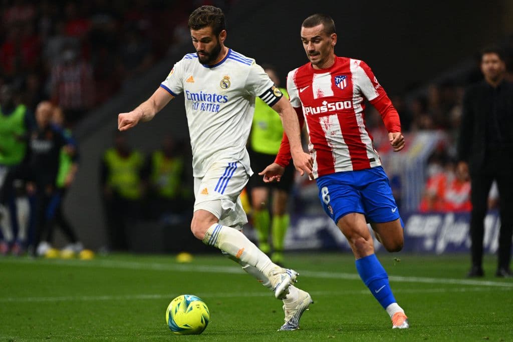 El Atlético de Madrid, sin Héctor Herrera, le ganó el derbi madrileño (1-0) al Real Madrid, gracias a un gol de penalti del extremo belga Yannick Carrasco, partido válido por la Jornada 35 de LaLiga de España.