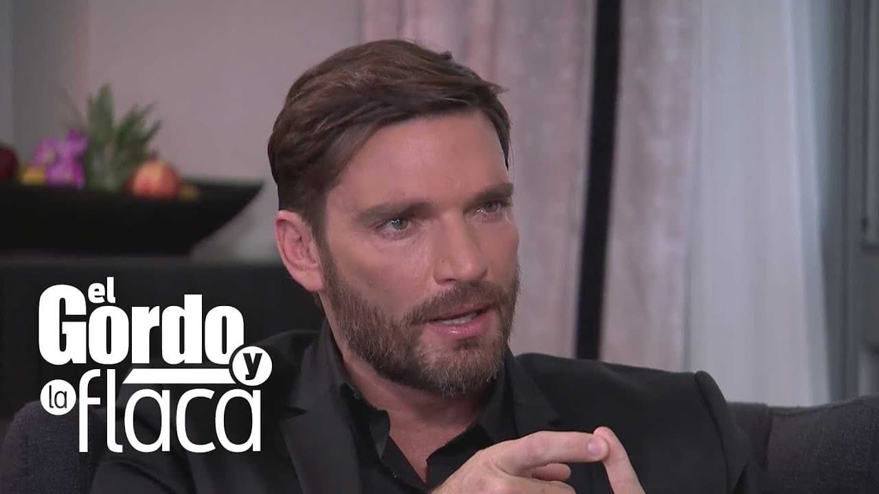 La historia de Julián Gil ha sido una de las que más la han conmovido: "Una de las entrevistas que más me han impactado es la de Julián Gil porque de verdad abrió su corazón por completo. Muchas veces Julián se fue en llanto por recordar todas las cosas que le habían pasado, toda la pobreza que vivió, en muchas ocasiones no tenía ni siquiera qué comer, tenía que vender frutas en la calle, tuvo incluso que trabajar en un prostíbulo y toda la separación que tuvo con su padre", recordó Tanya.
<br>