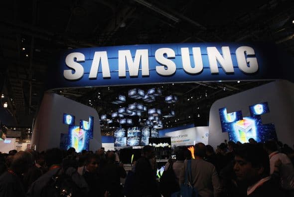 SAMSUNG- El gigante surcoreano Samsung Electronics, registró ventas récord en 2011, un beneficio neto 12,090 millones de dólares.