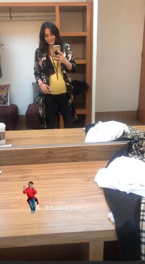 Así posó la actriz de 30 de edad ya caracterizada como Julieta Aguilar.