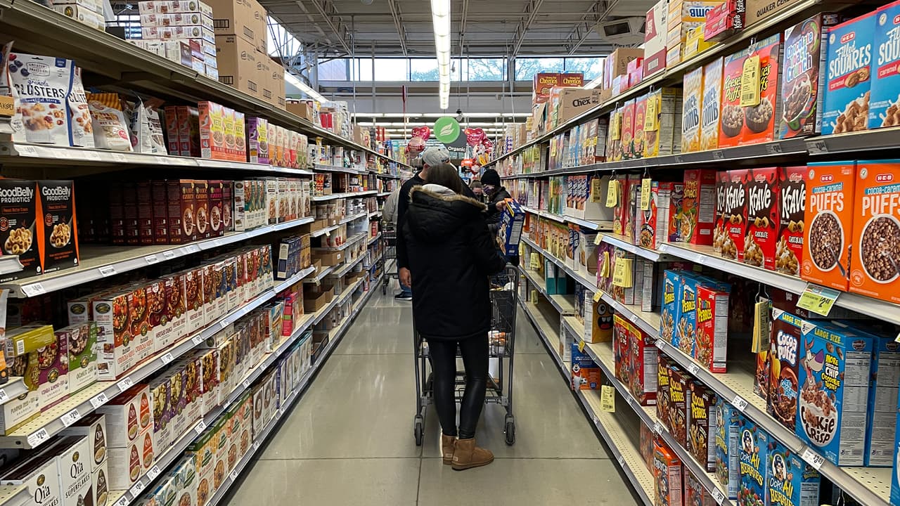 Pero no solo lo cree Yáñez, también Deutsche Bank, que predijo esta semana que Estados Unidos va camino a una profunda recesión económica, derivada de la inflación, el aumento de la tasa de interés y el actual mercado laboral.