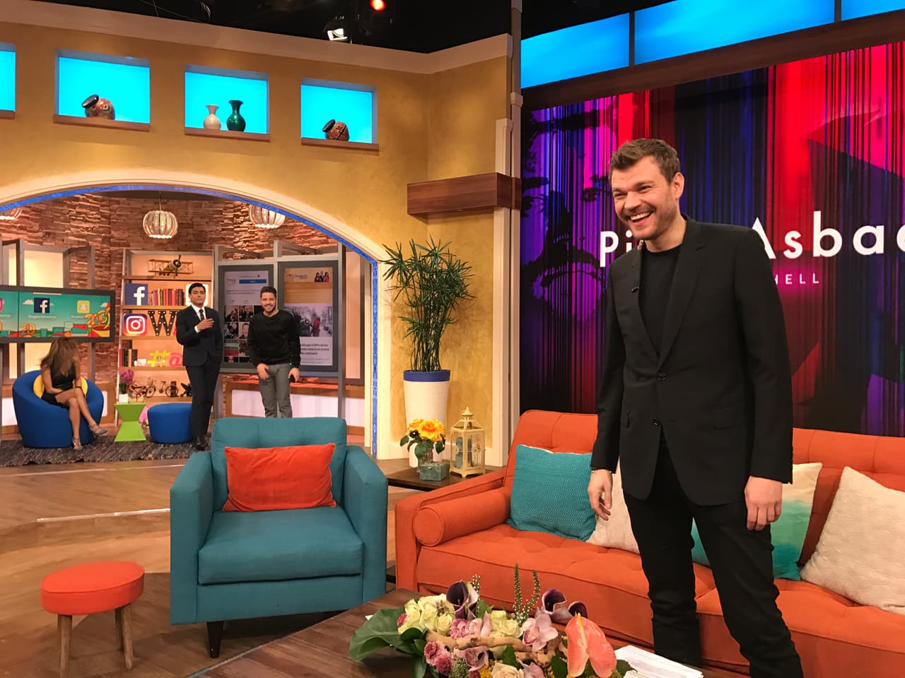 El actor proviene de Dinamarca.