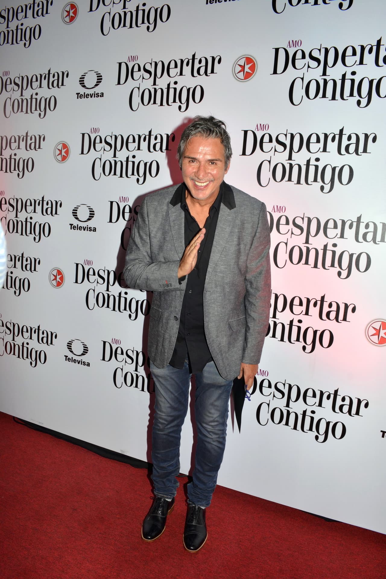 Todo indica que el productor 
<b>Pedro Damián</b> se encuentra realizando audiciones a diferentes jóvenes que quieran cantar y bailar dentro de un grupo musical, el cual se rumora sería el sucesor del extinto 'RBD'.