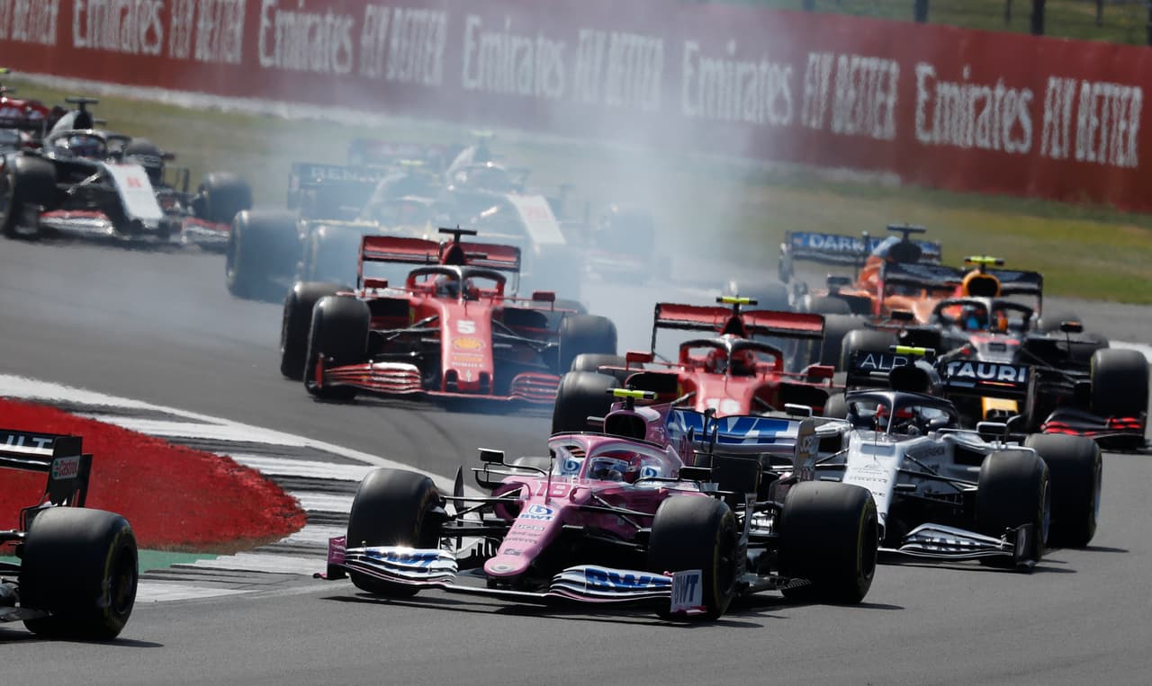 Max Verstappen de Red Bull cortó la racha ganadora de Hamilton y Mercedes. Leclerc (Ferrari) terminó en cuarto y los coequiperos de ‘Checo’, Stroll y Hulkenberg, terminaron en sexto y séptimo, respectivamente. La siguiente fecha se correrá el GP de España, en Barcelona.