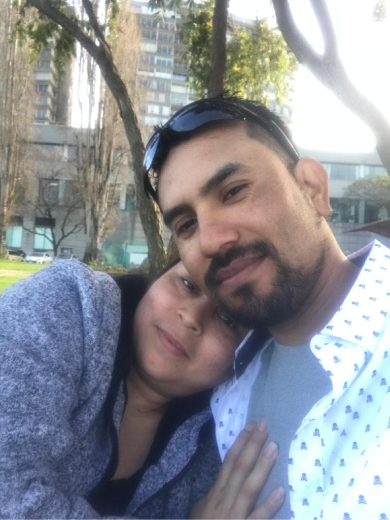 El hombre reveló además que él y la acusada pasaron una noche con el bebé como si fuera su hijo. La madre de Brandon confirmó que, en esa ocasión, Ramírez se había llevado al menor para “comprarle unos regalos”, y que no lo devolvió sino hasta el día siguiente cuando amagaron con llamarle a la Policía.