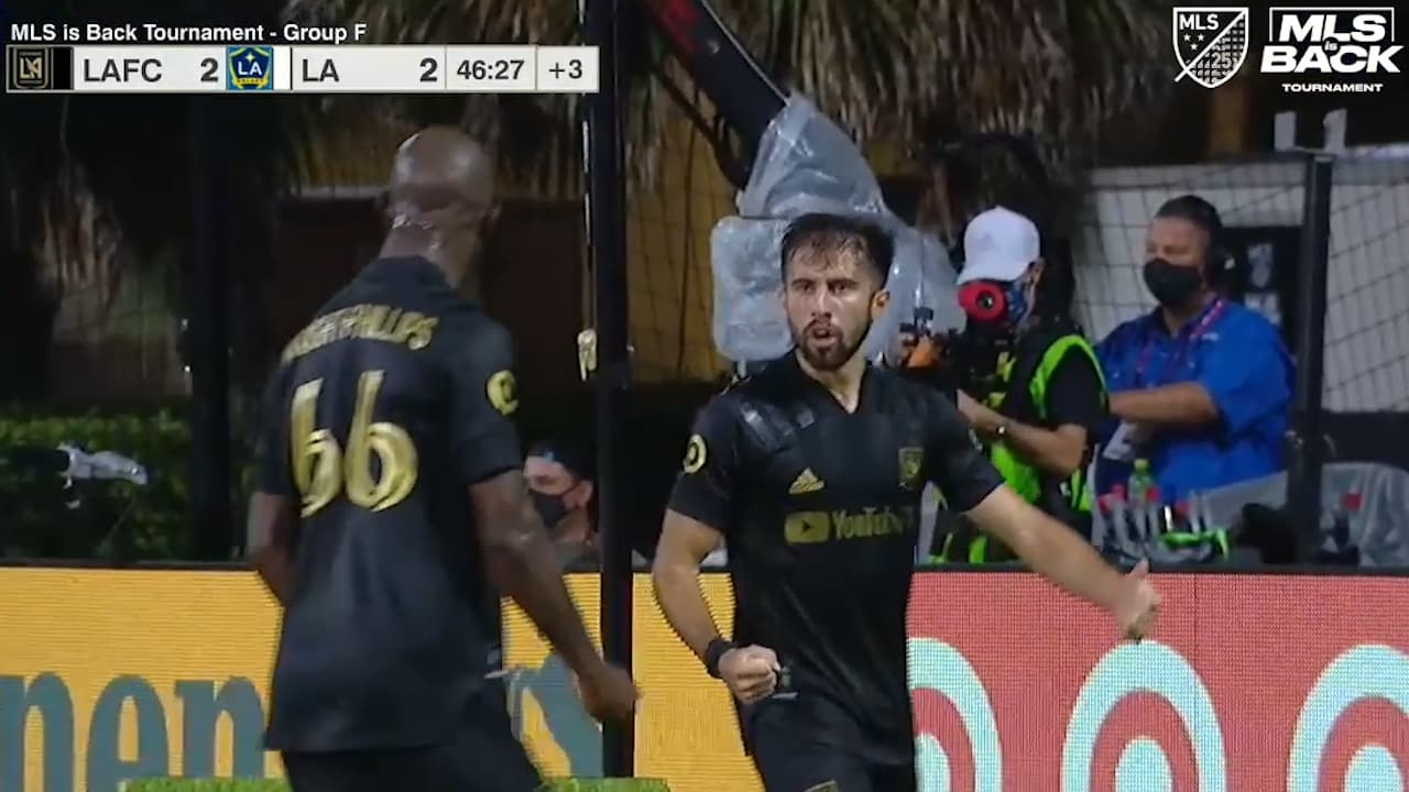¡Enchufado con el gol! Diego Rossi marca doblete y LAFC empata el Clásico del Tráfico