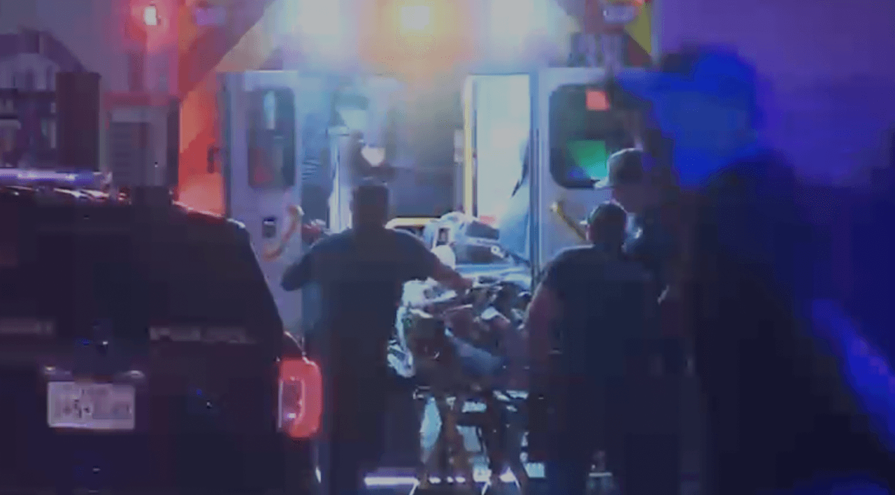 Niño de 4 años es impactado por una bala tras tiroteo en complejo de apartamentos 