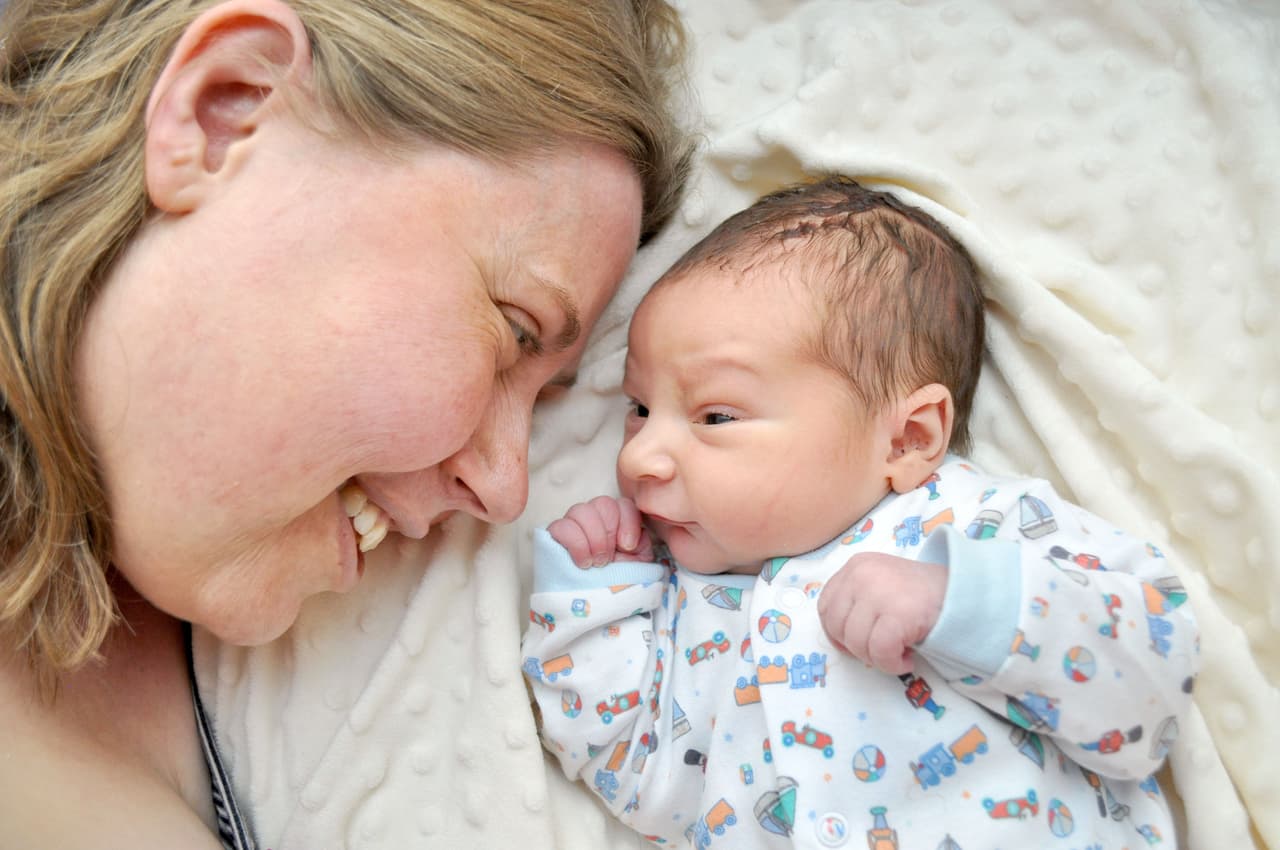 Madre e hijo ahora están sanos y salvos. Tienen mucho tiempo por delante para conocerse.