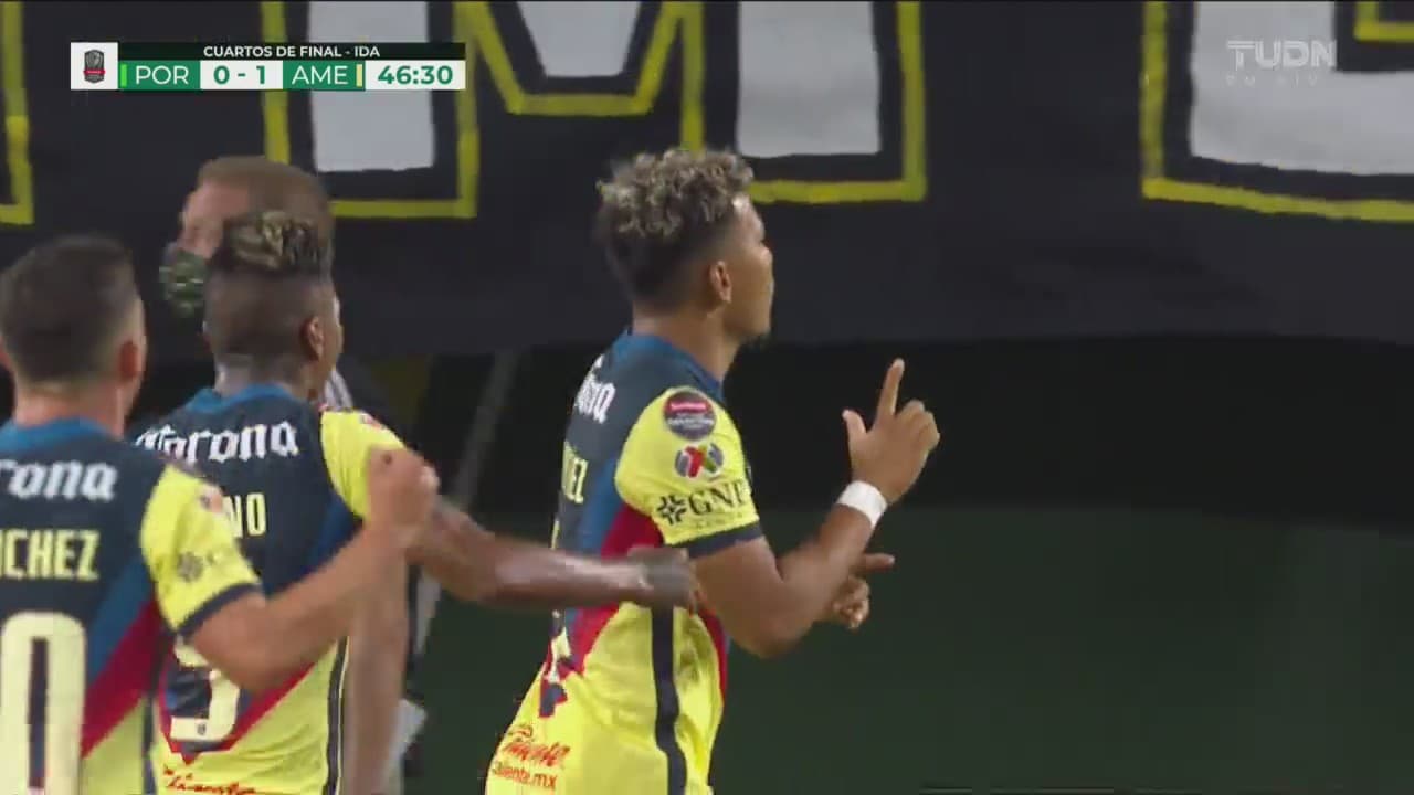 ¡De maravilla! Roger no perdona y hace el 0-1 de América de penal