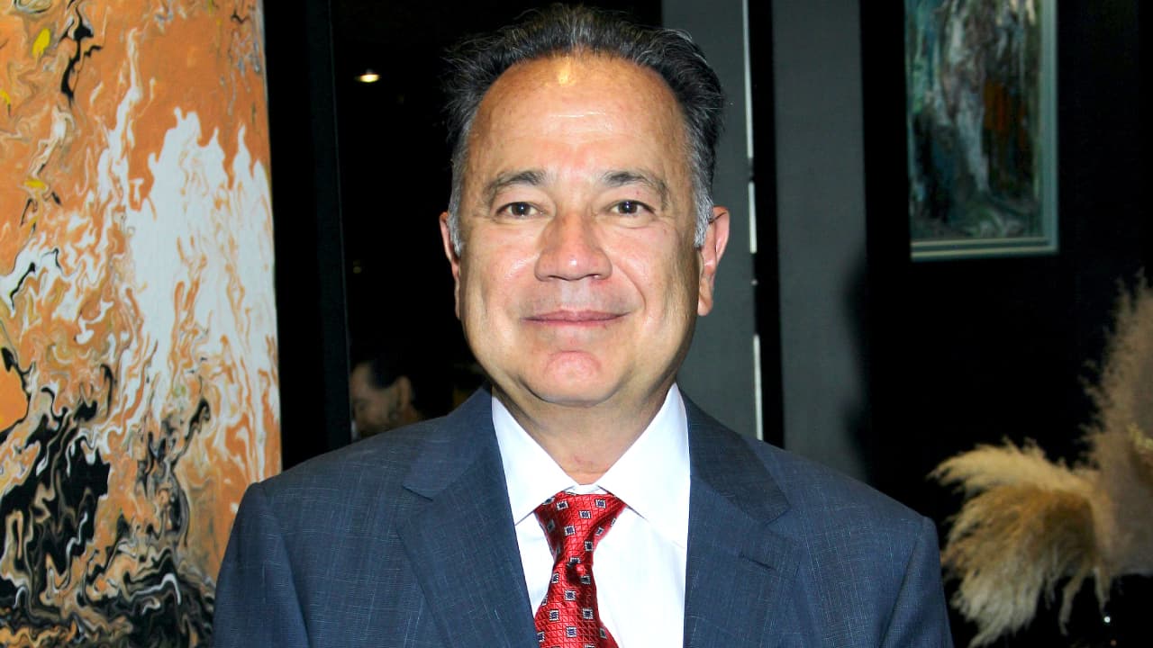 Dan el último adiós a Nicandro Díaz: famosos asisten a su funeral