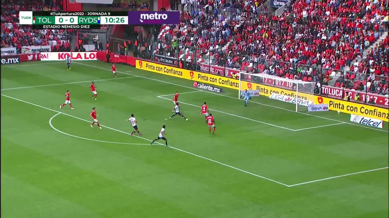 ¡TIRO ATAJADO! disparo por Sebastián Vegas.