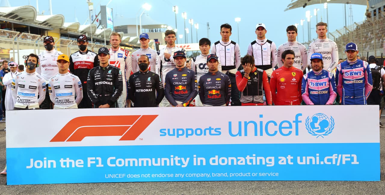 Y por supuesto a ver a los 20 pilotos participantes. 
<br>