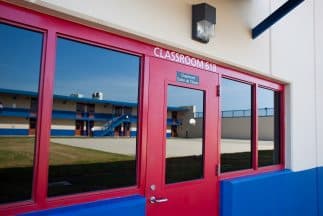 AILA exige liberación de madres y niños migrantes en centros de detención de ICE