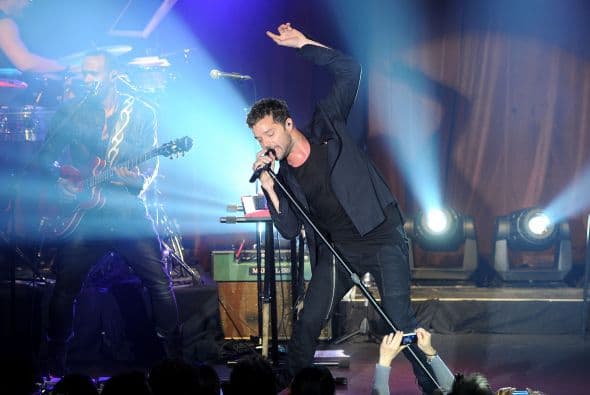 El boricua no se conformó con el éxito de 'Livin' la vida loca' y siguió para adelante. ¡Cada uno de sus CD's es una nueva aventura!