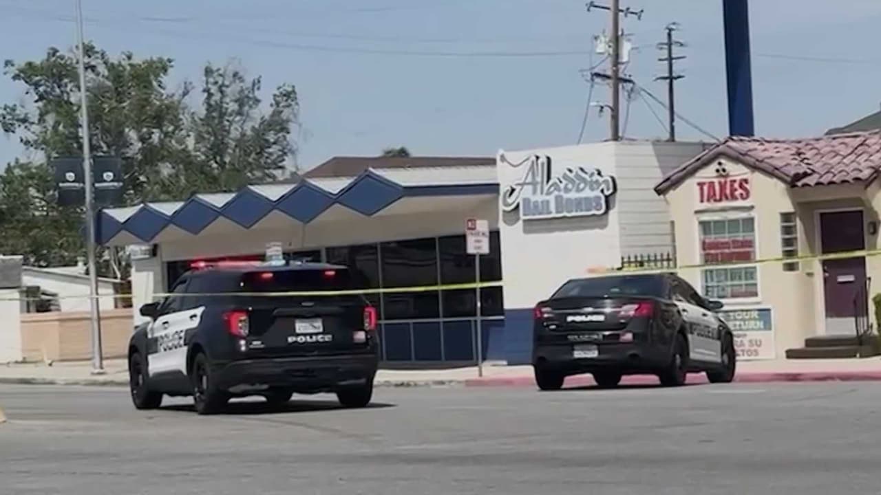 Hombre armado se atrinchera con rehenes en Bakersfield