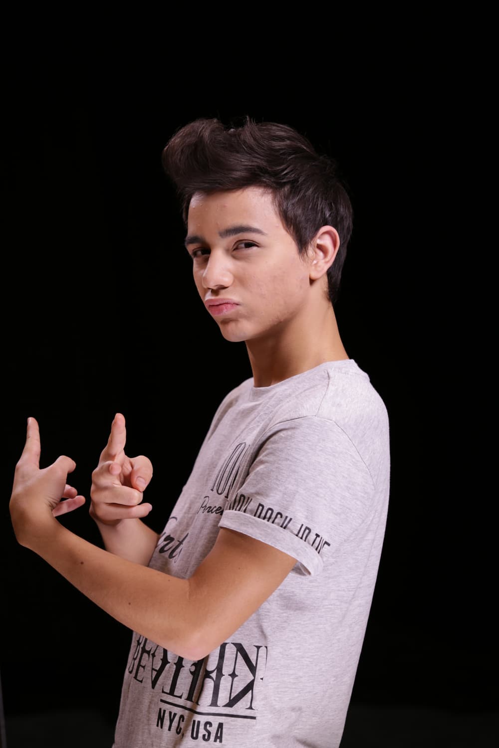 ¿Quién no se enamoró de Micke? Este chiquillo impresionó a los jueces en las audiciones con su dulce voz al cantar Happy de Pharrel Williams.