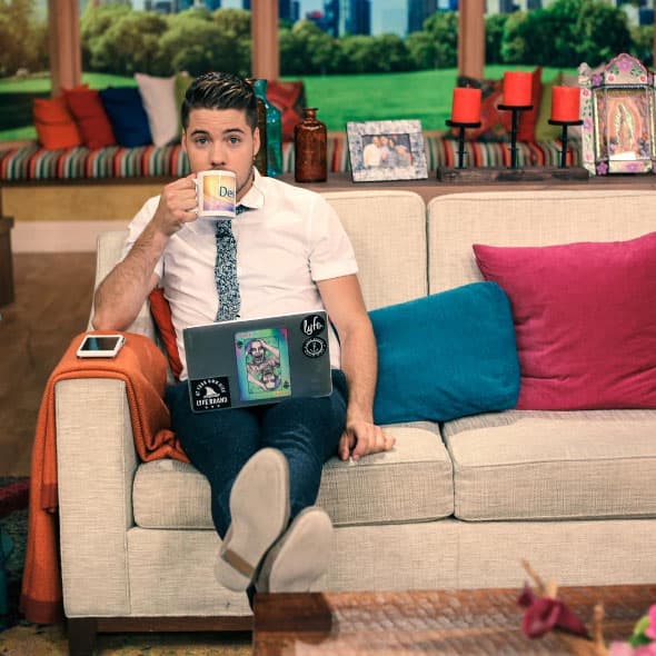 Y qué mejor manera de celebrar que recordando algunos de sus momentos más divertidos en fotos.