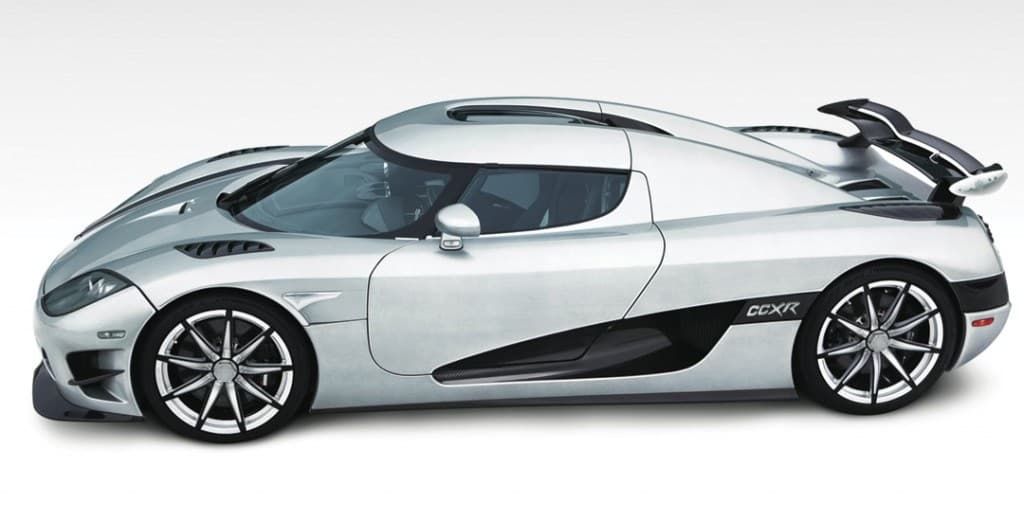 <b>Koenigsegg CCXR Trevita</b>
<br>Precio: 4.8 millones de dólares