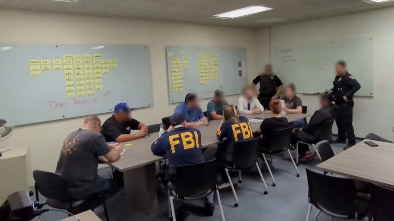 FBI confirma que colabora con ICE en Georgia trasladando detenidos