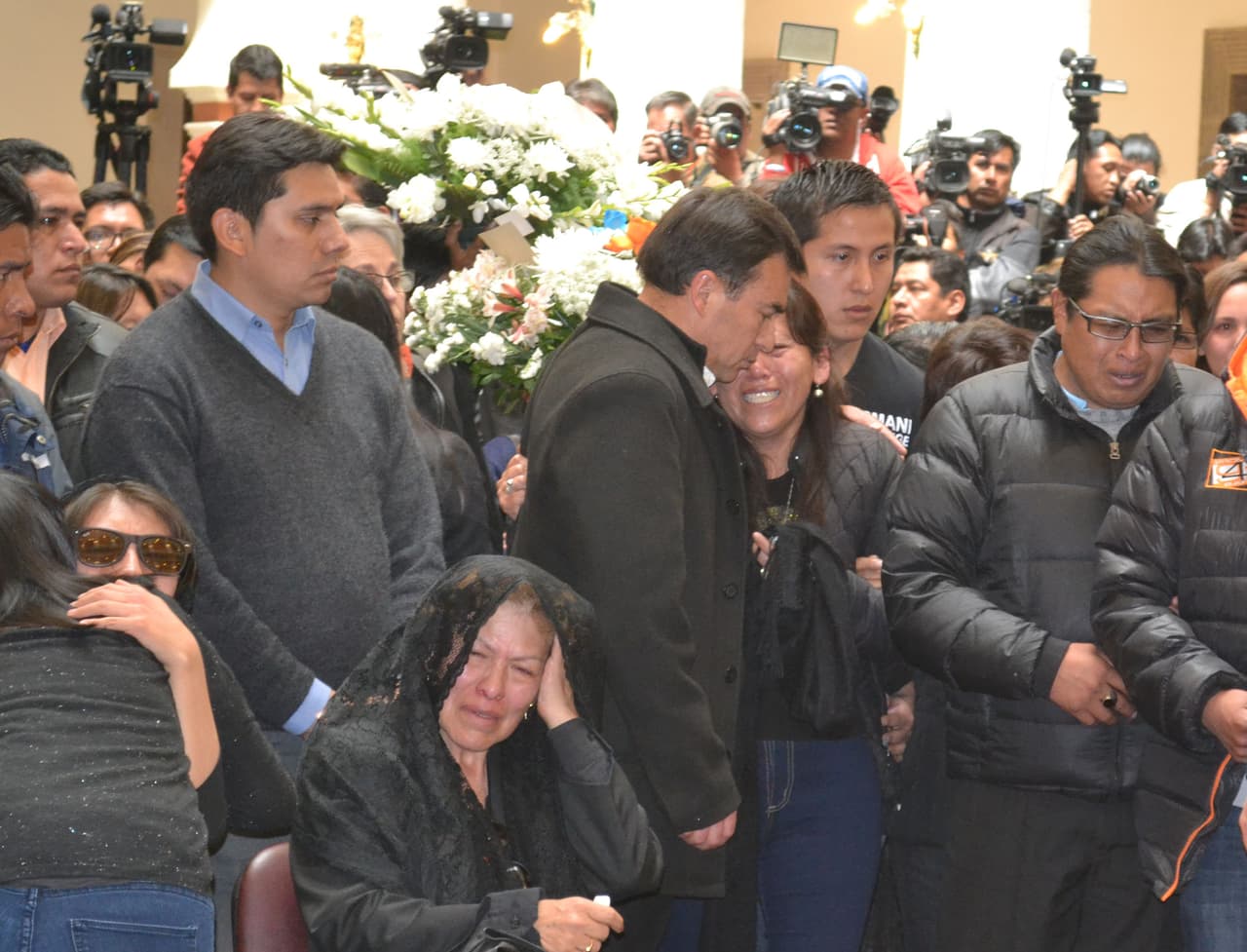 El cuerpo de Illanes fue trasladado a La Paz.