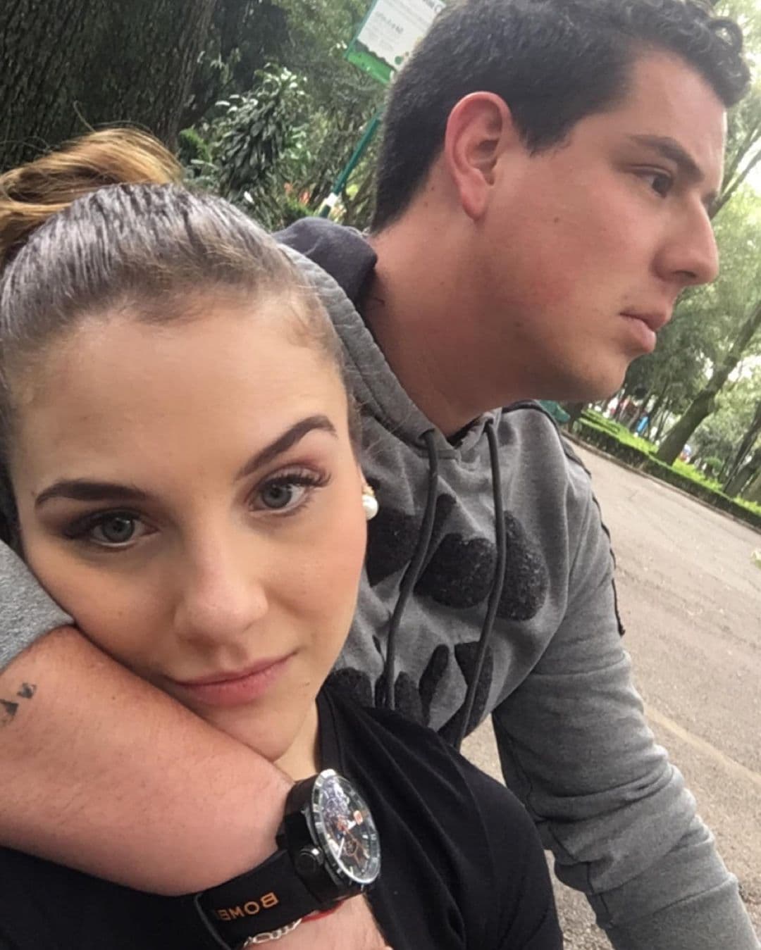 De hecho, cada que puede, su esposo escribe tiernos mensajes al pie de las instantáneas que Patiño comparte en Instagram. Sus fans, por su parte, recuerdan con cariño sus personajes en la televisión.