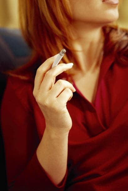 También puedes extraer la leche materna antes de tomar una copa y la utilizas para alimentar a tu bebé más tarde. Pregúntale a tu proveedor de atención de la salud sobre la ayuda para dejar de fumar y el uso de drogas. No es seguro para ti o tu bebé a usar drogas ilícitas.