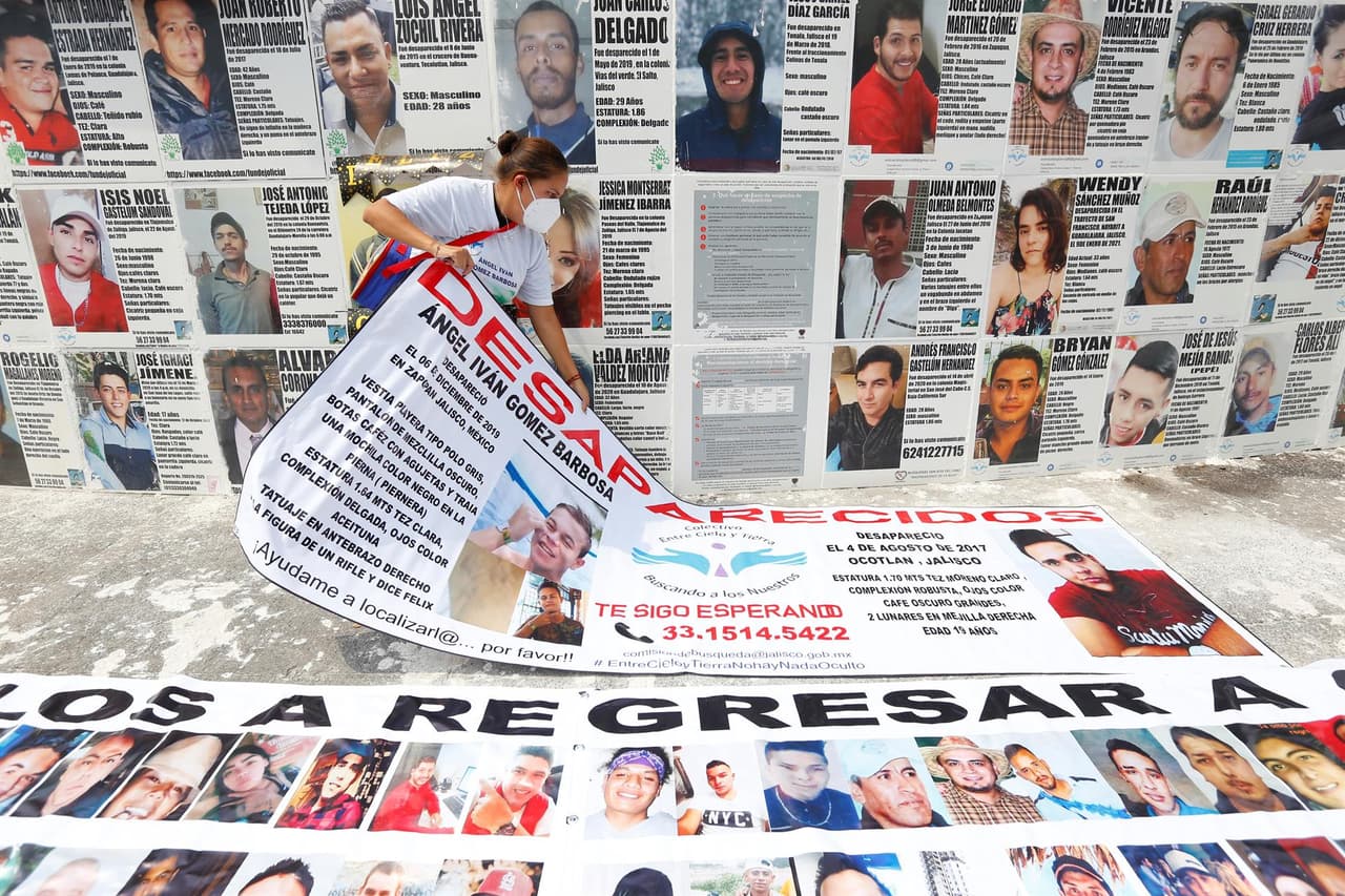 De acuerdo con datos del Gobierno mexicano, un total de 85,006 personas han desaparecido desde 2006, más de la mitad (44,174) desde que 
<a href="https://www.univision.com/temas/andres-manuel-lopez-obrador">Andrés Manuel López Obrador</a> asumió la presidencia de México, en diciembre de 2018.